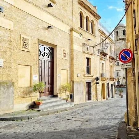 Mineo Townhouse With Incredible Views Of Mt Etna Villa Exterior photo