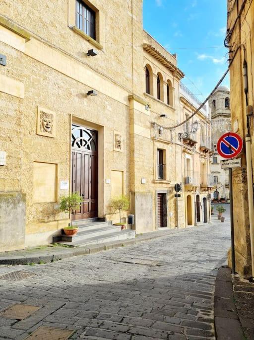 Holiday home Townhouse With Incredible Views Of Mt Etna Mineo