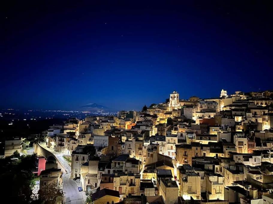 Townhouse With Incredible Views Of Mt Etna Holiday home Mineo