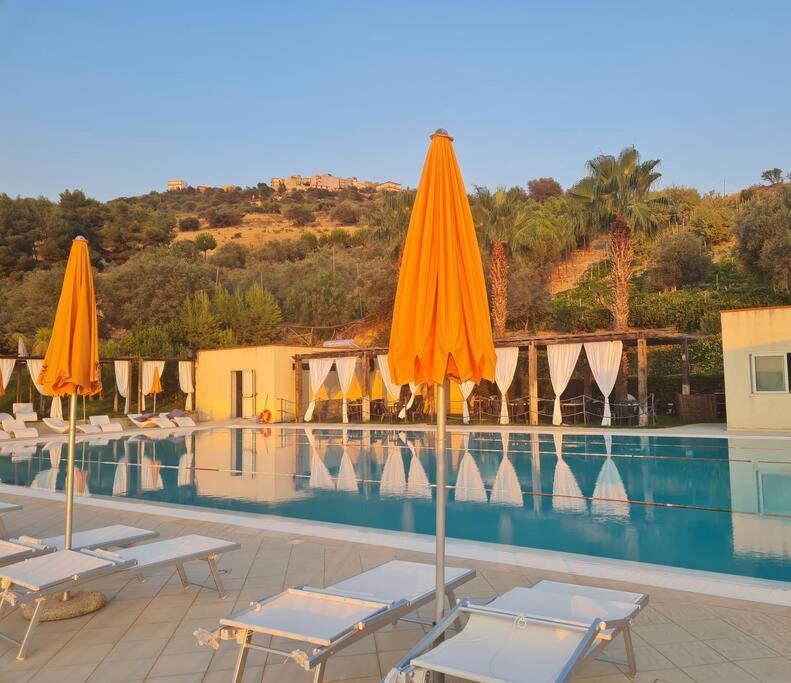 Townhouse With Incredible Views Of Mt Etna Mineo