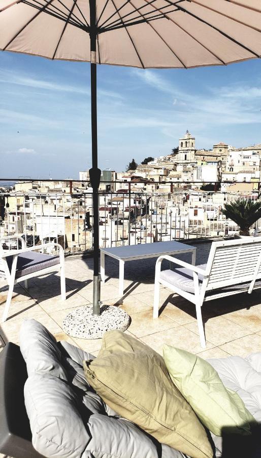 Townhouse With Incredible Views Of Mt Etna *
