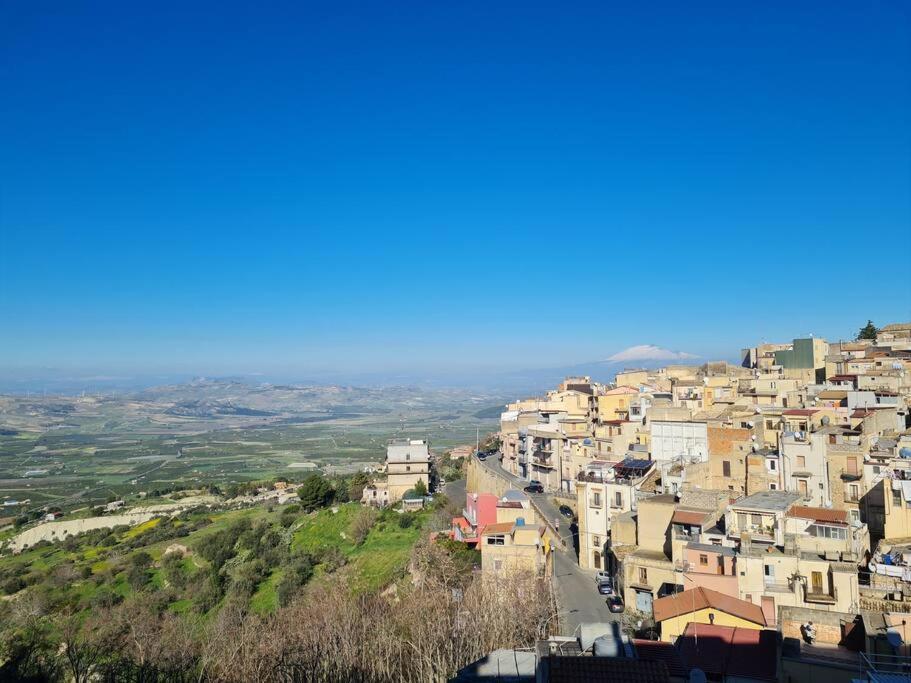 Holiday home Townhouse With Incredible Views Of Mt Etna *